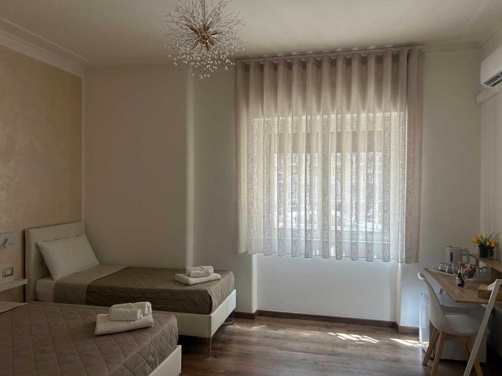 Effe Apartment